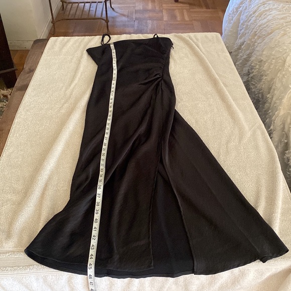 NWOT House Of Harlow stunning black spaghetti strap dress w/ruching & slit side - Picture 7 of 12